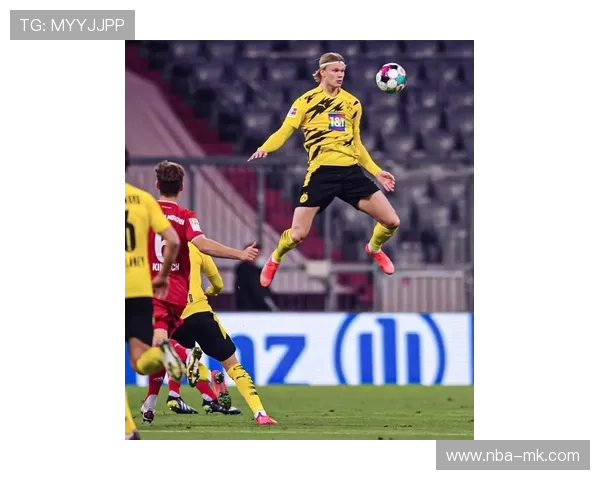 欧冠：福伊特手球染红，多特多点开花大胜