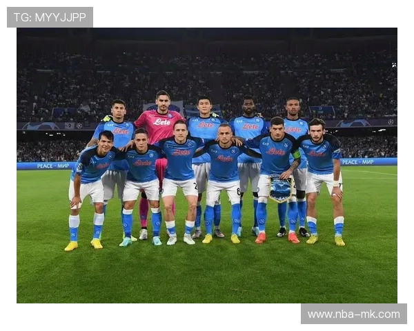 阿贾克斯0-0战平那不勒斯，双方门将合计完成12次扑救。