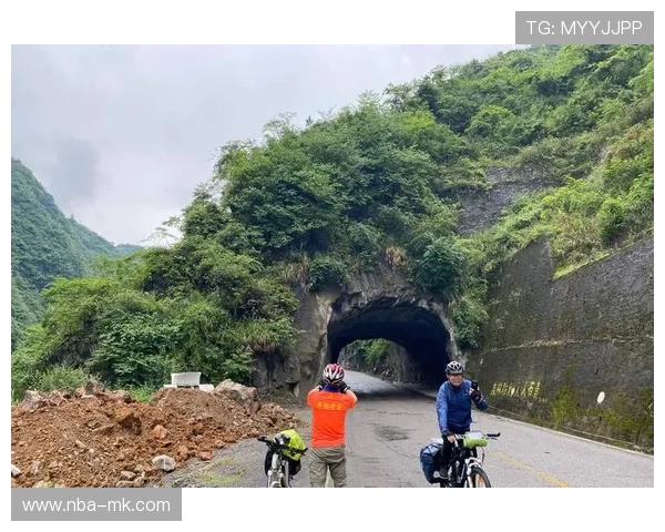 资深车手分享贵州经典爬坡路线经验，靛山村陡坡成春季备战模拟场地